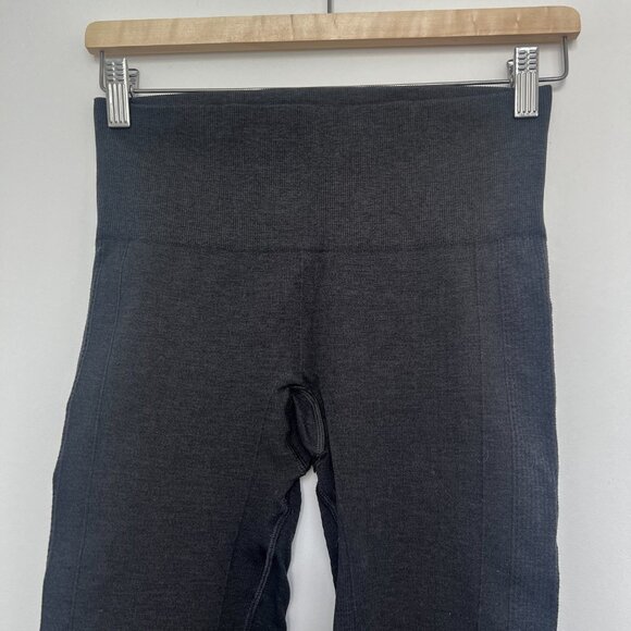 Lululemon Ankle Length Pants - Dark Charcoal Grey, Size 6 - Picture 6 of 7